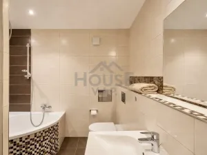 Prodej bytu 3+kk, Praha - Petrovice, Rezlerova, 65 m2