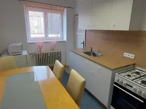 Pronájem bytu 2+1, Valašské Meziříčí - Krásno nad Bečvou, Na Šištotě, 62 m2