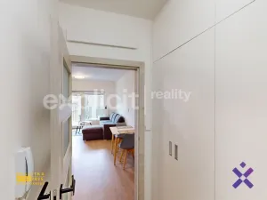 Pronájem bytu 1+kk, Zlín, Kúty, 29 m2