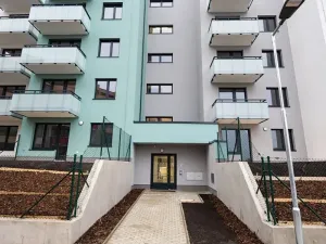 Pronájem bytu 2+kk, Praha - Strašnice, Strančická, 44 m2