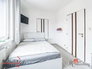 Prodej rodinného domu, Nové Hrady, Zahradní čtvrť, 214 m2