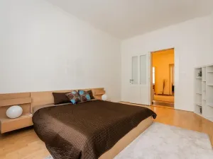 Pronájem bytu 3+1, Praha - Staré Město, Bílkova, 92 m2