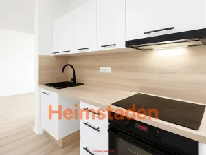 Pronájem bytu 2+kk, Havířov - Město, nám. Republiky, 30 m2
