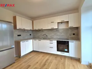 Pronájem bytu 2+kk, Všenory, Nad Burzou, 39 m2