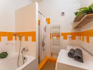 Prodej rodinného domu, Štíty, nám. Míru, 267 m2