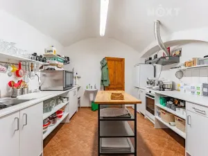 Prodej rodinného domu, Štíty, nám. Míru, 267 m2