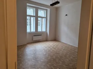 Pronájem bytu 2+1, Praha - Nové Město, Školská, 75 m2