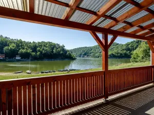 Prodej chaty, Bítov, 650 m2