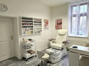 Pronájem obchodního prostoru, Králův Dvůr - Počaply, Plzeňská, 18 m2