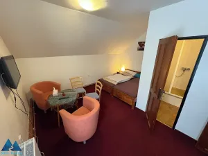 Pronájem restaurace, Horní Maršov, Třída Josefa II., 320 m2