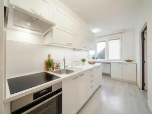 Prodej bytu 2+1, Suchdol nad Lužnicí, sídl. 9. května, 57 m2