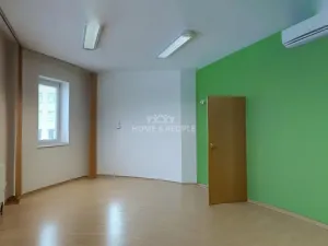 Pronájem skladu, Brno - Dolní Heršpice, Vídeňská, 170 m2