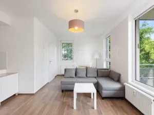 Pronájem bytu 2+kk, Praha, Bermanova, 51 m2