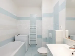 Pronájem bytu 2+kk, Praha, Bermanova, 51 m2