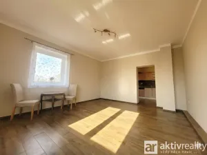 Pronájem bytu 3+1, Libiš, Za Kralupkou, 100 m2