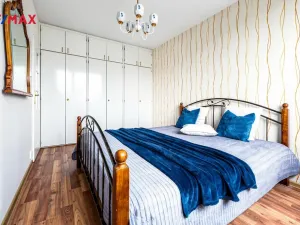 Pronájem bytu 3+1, Praha - Kobylisy, Famfulíkova, 67 m2