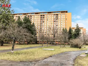 Pronájem bytu 3+1, Praha - Kobylisy, Famfulíkova, 67 m2