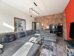 Prodej podílu vícegeneračního domu, Brno, Drobného, 242 m2