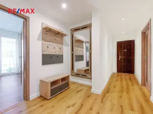 Prodej bytu 3+1, Praha - Letňany, Rýmařovská, 77 m2