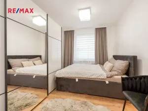 Prodej bytu 3+1, Praha - Letňany, Rýmařovská, 77 m2