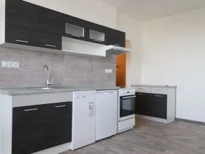 Pronájem bytu 2+kk, Brno - Lesná, Brožíkova, 38 m2