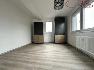 Pronájem bytu 2+kk, Jablonec nad Nisou - Mšeno nad Nisou, Mládí, 40 m2