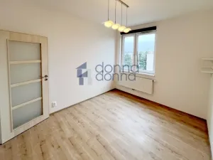 Pronájem bytu 2+kk, Praha, Freyova, 43 m2