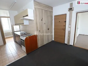 Prodej bytu 2+1, Hroznětín, Sídliště, 64 m2