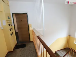 Prodej bytu 2+1, Hroznětín, Sídliště, 64 m2