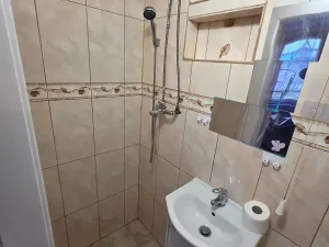 Pronájem bytu 1+kk, Praha - Modřany, U pily, 19 m2