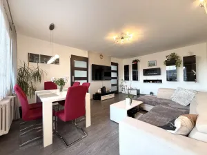 Prodej bytu 4+1, Šternberk, Uničovská, 75 m2