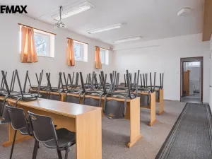 Prodej výrobních prostor, Okříšky, Za tratí, 2224 m2