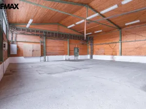Prodej výrobních prostor, Okříšky, Za tratí, 2224 m2