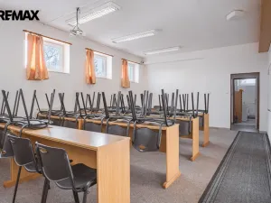 Prodej výrobních prostor, Okříšky, Za tratí, 2224 m2