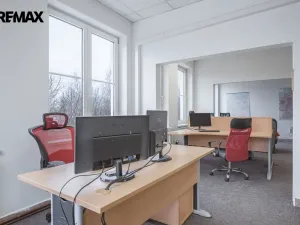 Prodej výrobních prostor, Okříšky, Za tratí, 2224 m2