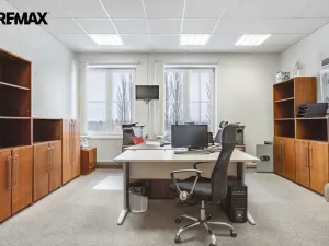 Prodej výrobních prostor, Okříšky, Za tratí, 2224 m2