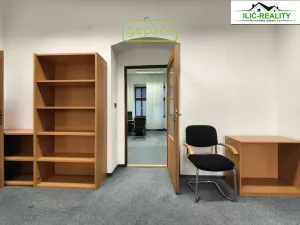 Pronájem kanceláře, Plzeň, Na Roudné, 45 m2