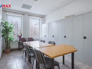 Prodej komerčního pozemku, Okříšky, Za tratí, 34555 m2