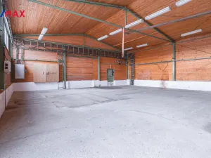 Prodej komerčního pozemku, Okříšky, Za tratí, 34555 m2