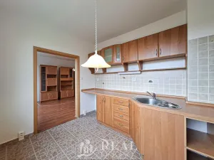 Pronájem bytu 2+1, Chomutov, Holešická, 62 m2