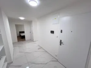 Pronájem bytu 2+1, Karlovy Vary, Koptova, 74 m2