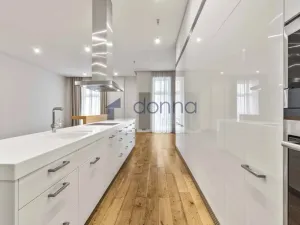 Pronájem bytu 3+kk, Praha, Laubova, 134 m2