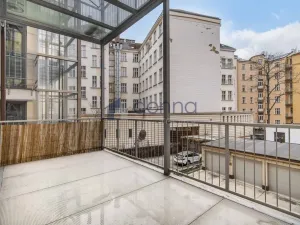 Pronájem bytu 3+kk, Praha, Laubova, 134 m2