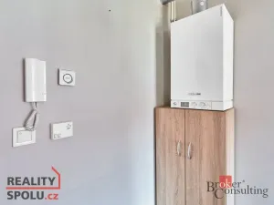 Prodej bytu 2+1, Nejdek, náměstí Karla IV., 70 m2