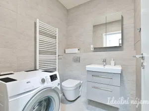 Pronájem bytu 2+kk, Brno, Líšeňská, 34 m2