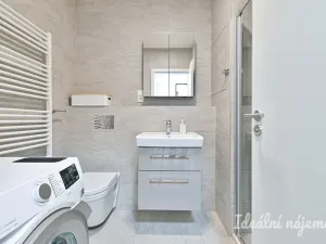 Pronájem bytu 2+kk, Brno, Líšeňská, 34 m2