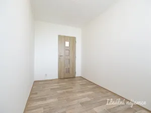 Pronájem bytu 2+1, Praha - Karlín, Nekvasilova, 41 m2