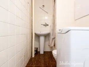 Pronájem bytu 2+1, Praha - Karlín, Nekvasilova, 41 m2