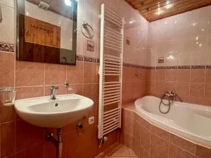 Pronájem bytu 2+1, Rumburk - Rumburk 1, Náměstí Dobrovského, 56 m2