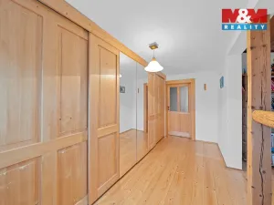 Prodej rodinného domu, Bynovec, 164 m2